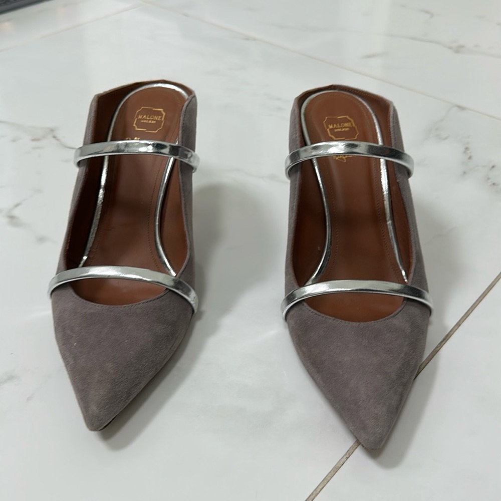 Clean grey and silver strap